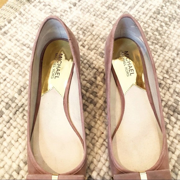 Michael Kors Kiera Pumps - Picture 7 of 9